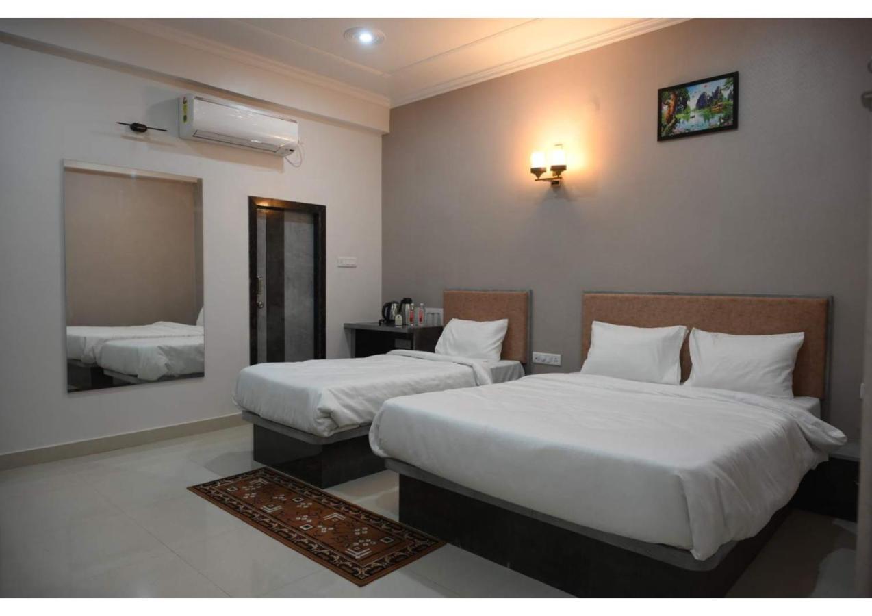 Hotel Ganga Kaveri فاراناسي المظهر الخارجي الصورة